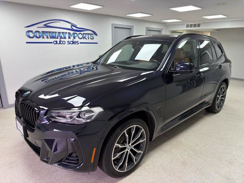 Used 2022 BMW X3 xDrive30i AWD/4WD image 2