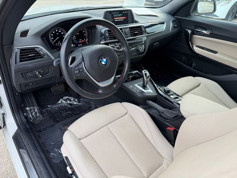 Used 2020 BMW 230i xDrive Convertible image 12