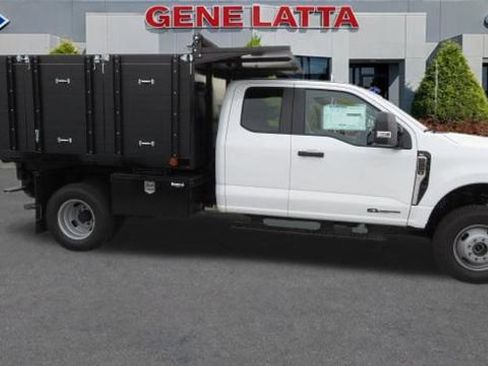 Used 2023 Ford F350 XL w/ Snow Plow Prep Package image 5