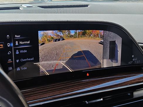 Used 2024 Cadillac Escalade ESV Luxury image 18