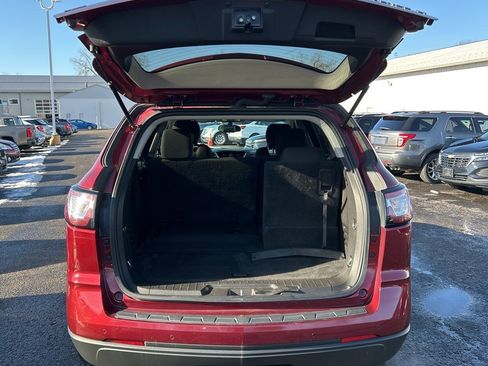 Used 2016 Chevrolet Traverse LT w/ Style and Technology Package image 23