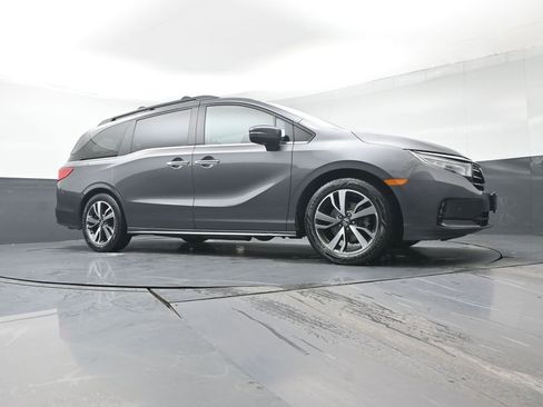 Certified 2022 Honda Odyssey Touring image 41