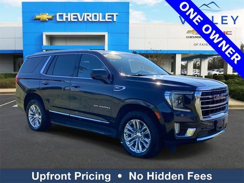 Used 2023 GMC Yukon SLT image 1