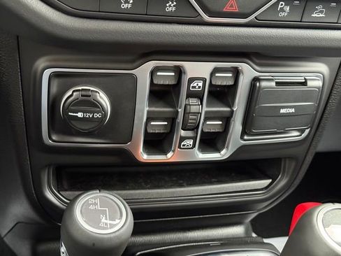 New 2026 Jeep Wrangler Unlimited Sahara AWD/4WD image 23