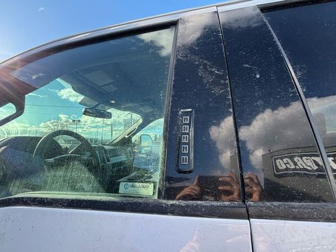 Used 2019 Ford F350 Lariat w/ Lariat Value Package image 4