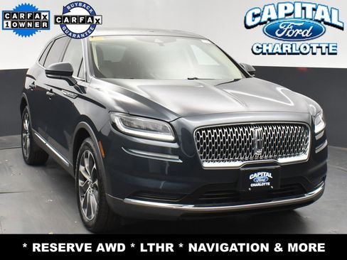 Used 2022 Lincoln Nautilus Reserve image 2