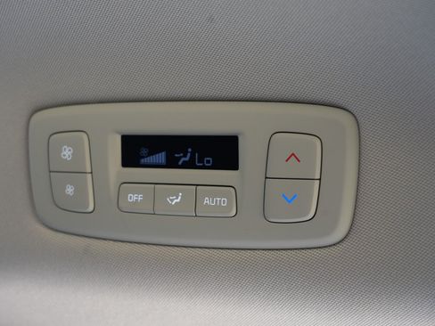 Used 2025 Kia Carnival SX FWD image 40