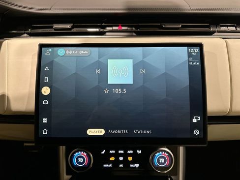 Certified 2023 Land Rover Range Rover SE image 15