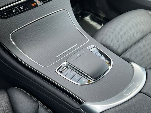 Used 2022 Mercedes-Benz GLC 300 4MATIC w/ Premium Package Lite image 28