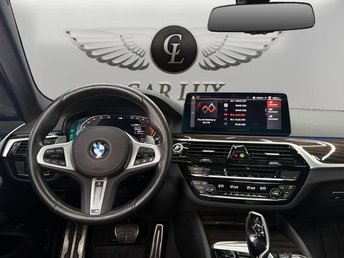 Used 2023 BMW 540i w/ Executive Package RWD image 10