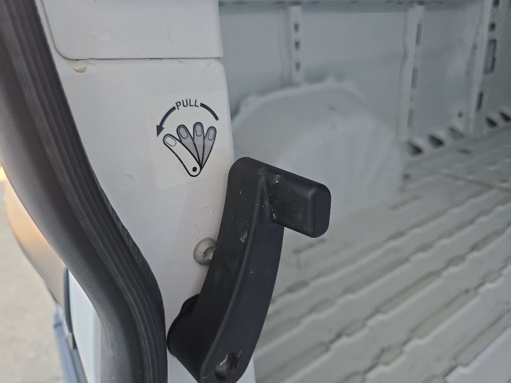 Used 2025 RAM ProMaster 2500 w/ Convenience Group FWD image 87