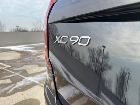 Certified 2025 Volvo XC90 B5 Plus image 39