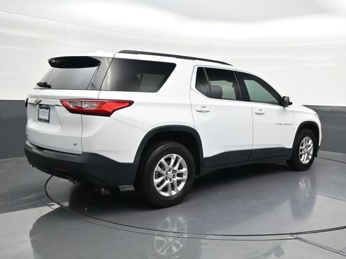 Used 2020 Chevrolet Traverse LT FWD image 5