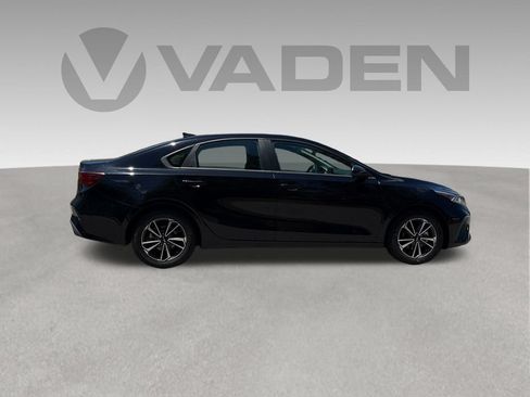 Used 2024 Kia Forte LXS FWD image 28