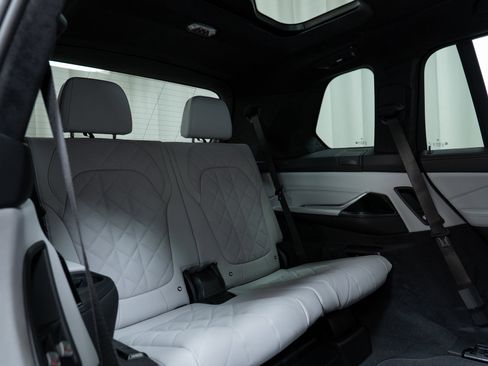 New 2026 BMW X7 xDrive40i w/ M Sport Package image 25