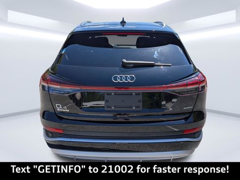 Used 2023 Audi Q4 e-tron Prestige image 3