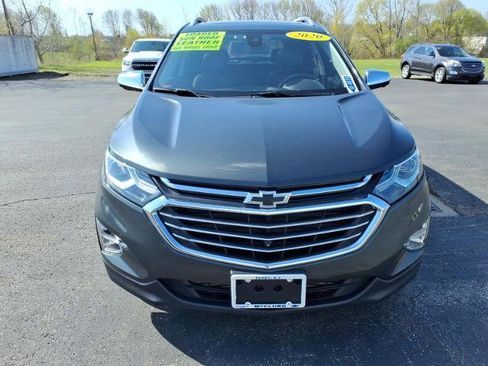 Used 2020 Chevrolet Equinox Premier AWD/4WD image 2