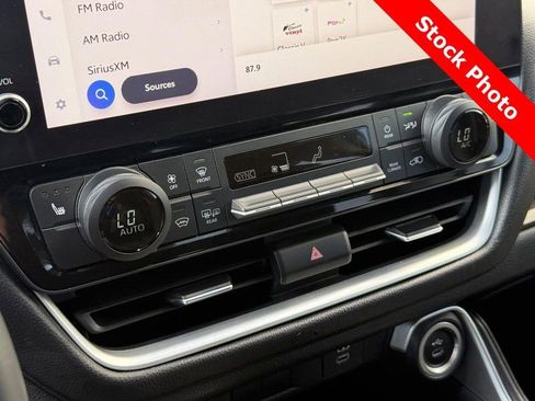Used 2024 Toyota Grand Highlander FWD image 29