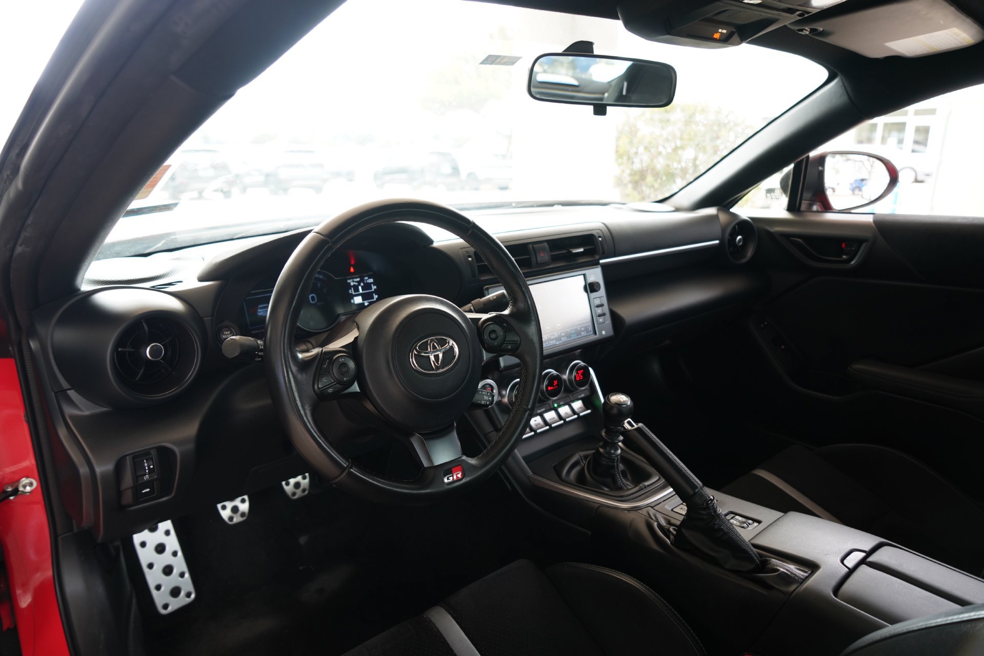 Used 2023 Toyota GR86 Premium RWD image 9