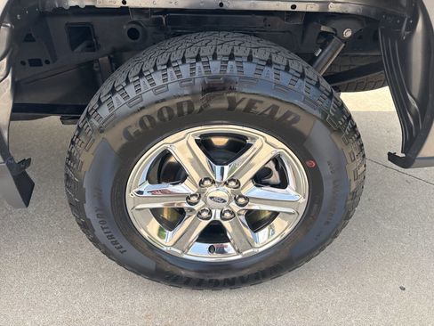Used 2025 Ford F150 XLT w/ Equipment Group 301A Standard AWD/4WD image 9