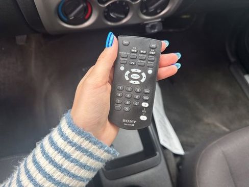 Used 2012 Chevrolet Colorado LT image 26