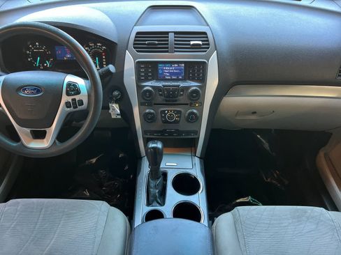 Used 2012 Ford Explorer FWD image 4