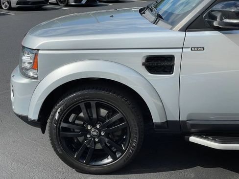 Used 2015 Land Rover LR4 HSE AWD/4WD image 16