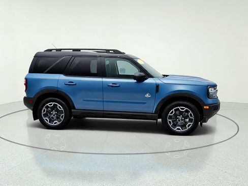 Used 2025 Ford Bronco Sport Outer Banks w/ Outer Banks Tech Package+ AWD/4WD image 10