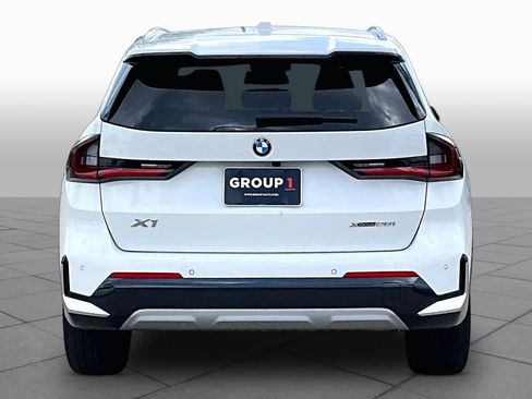 Used 2025 BMW X1 xDrive28i image 5
