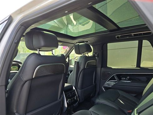 New 2025 Land Rover Range Rover Autobiography image 24