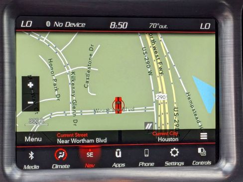 Used 2015 Dodge Challenger SXT image 14