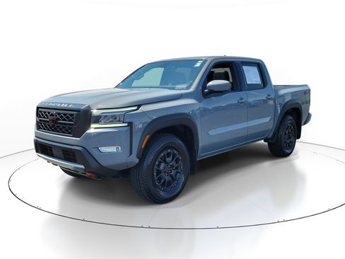 Used 2022 Nissan Frontier PRO-4X w/ Pro-4X Premium Package AWD/4WD image 2