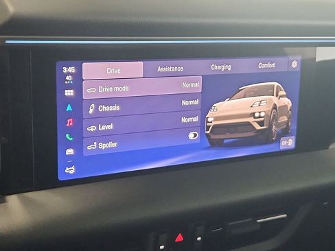 New 2026 Porsche Macan 4 Electric image 23