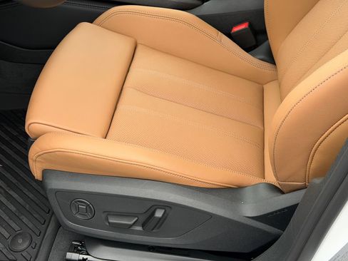 New 2026 Audi A6 Premium Plus AWD/4WD image 16