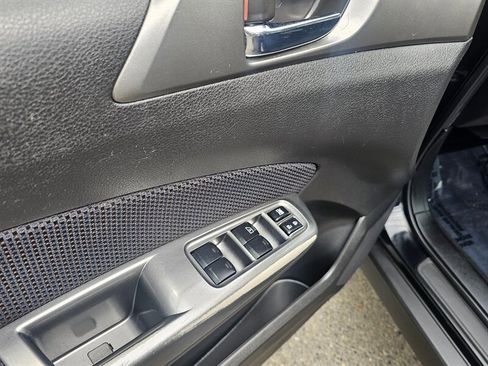 Used 2012 Subaru Forester 2.5X Premium image 17