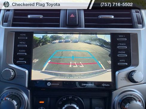 Used 2020 Toyota 4Runner SR5 Premium w/ Moonroof Package AWD/4WD image 18