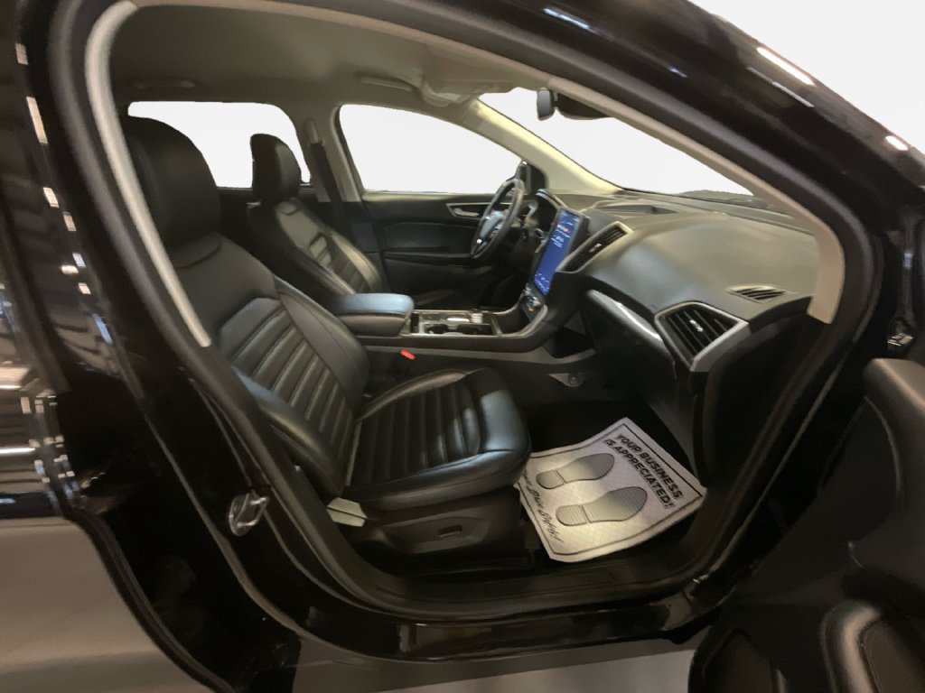 Used 2024 Ford Edge SEL AWD/4WD image 26