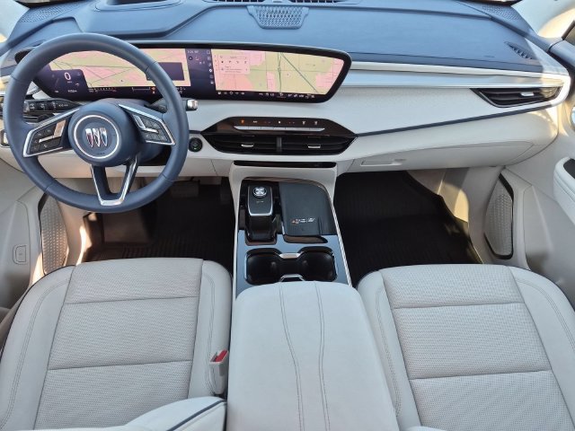 Used 2025 Buick Enclave Avenir AWD/4WD image 29