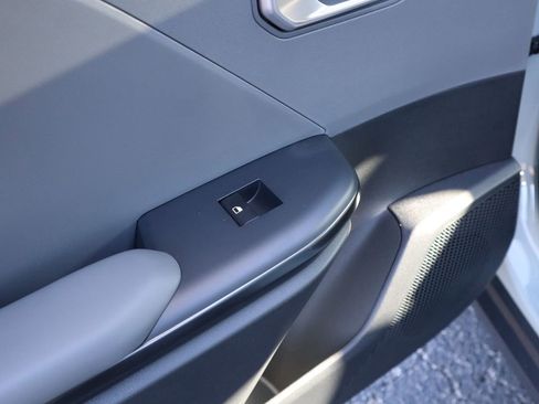 New 2025 Kia K4 LXS image 12