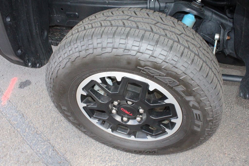 Certified 2025 Toyota Tacoma TRD Off-Road w/ TRD Off Road Upgrade Package AWD/4WD image 64