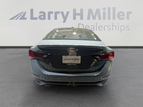 New 2025 Nissan Sentra SR image 4