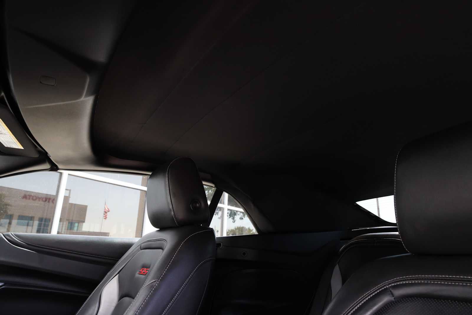 Used 2020 Chevrolet Camaro SS RWD image 5