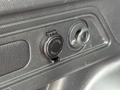 Used 2022 Subaru Forester Limited AWD/4WD image 27