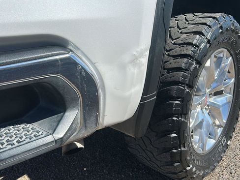 Used 2019 GMC Sierra 1500 SLT w/ SLT Premium Plus Package image 8