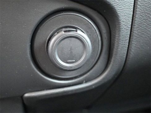 Used 2023 Nissan Frontier S w/ Technology Package image 6