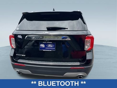 Used 2023 Ford Explorer Limited w/ Equipment Group 301A RWD image 4