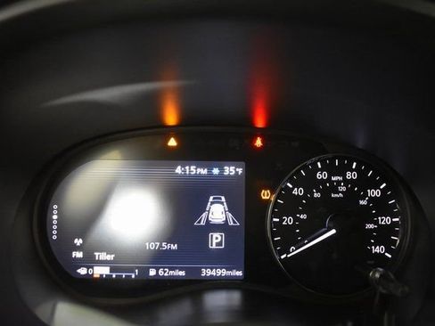 Used 2021 Nissan Kicks SV image 23