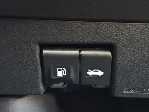 Certified 2025 Nissan Kicks Play S FWD image 13