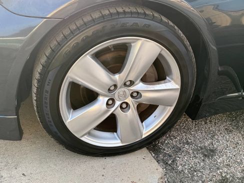 Used 2011 Lexus LS 460 w/ Touring Edition RWD image 33