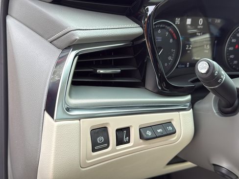 New 2026 Cadillac XT5 Premium Luxury w/ Driver Assist Package image 12